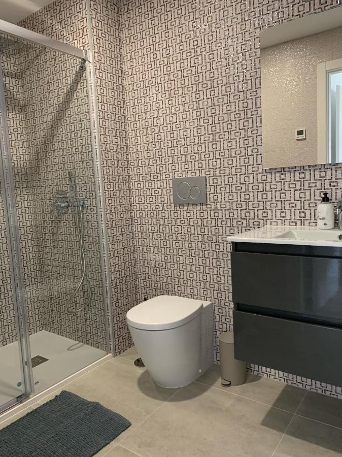Apartamento Amalia Delux En Torrevieja Esterno foto